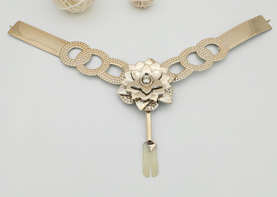 China Obere Blume y-Form-TPU überzogen mit Perle für Frauen-Sandale-Mode-Art fournisseur