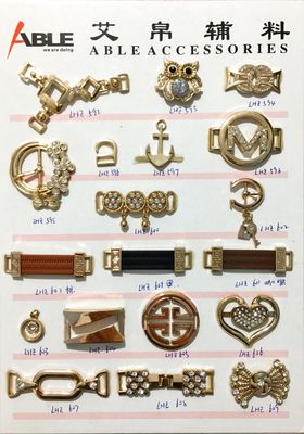 China Dauerhafte Metallmaterial-antiker Schuh-Schnallen-Gebrauch für Frauen-Schuh-Dekorationen fournisseur